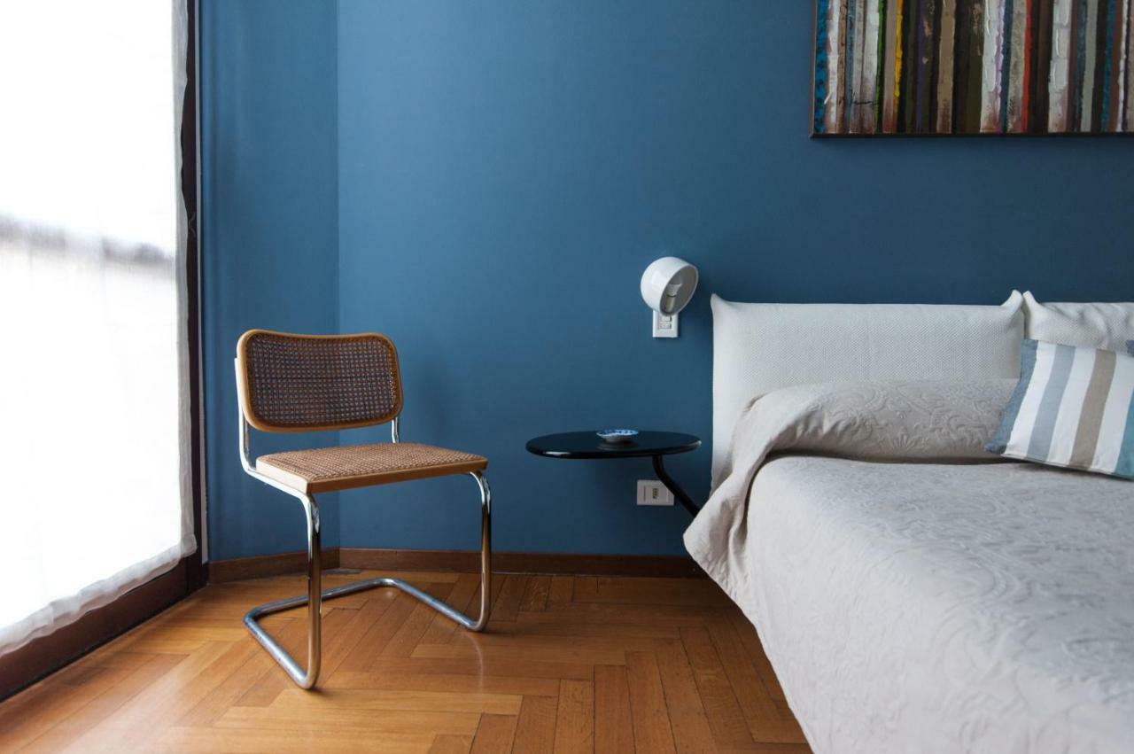 Fancy Blue Duomo Duplex Apartement Milan Bagian luar foto