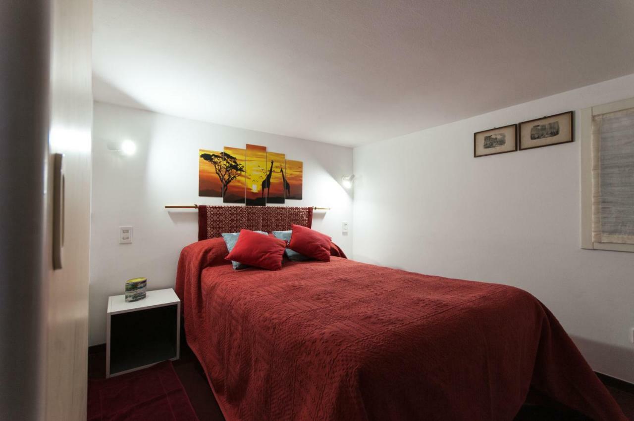 Fancy Blue Duomo Duplex Apartement Milan Bagian luar foto
